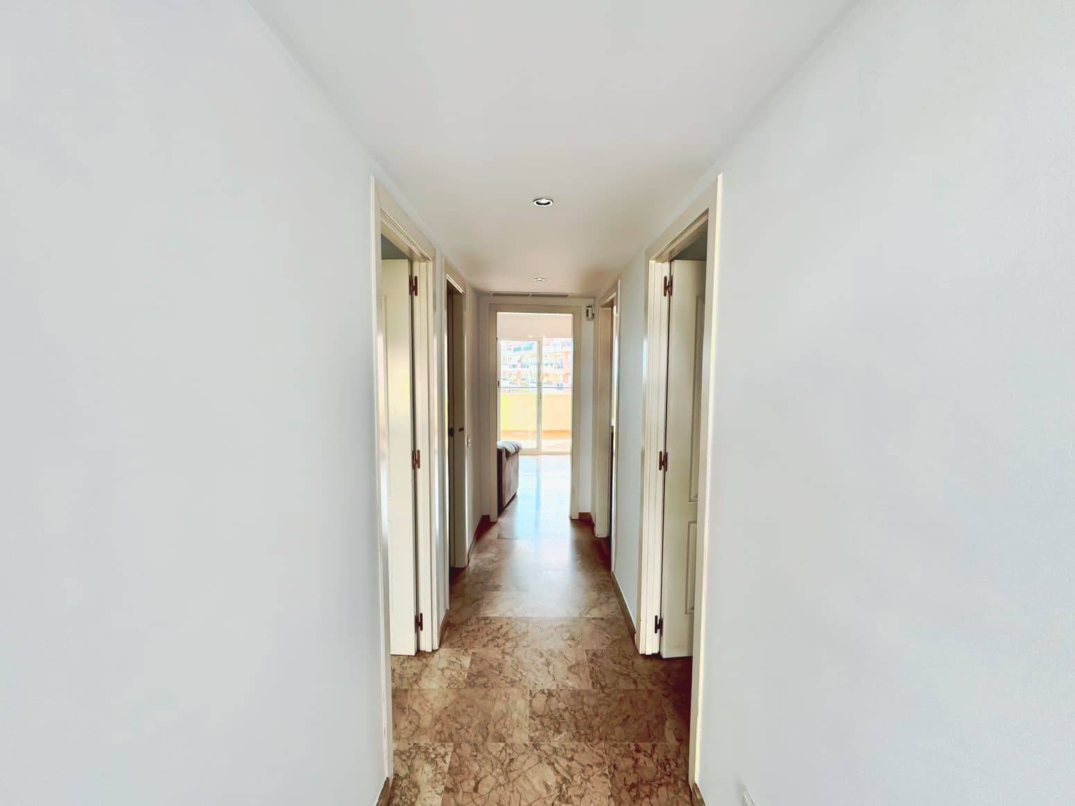 2 slaapkamer Flat te koop in Torrequebrada met zwembad garage - € 282.500 (Ref: 8954273)