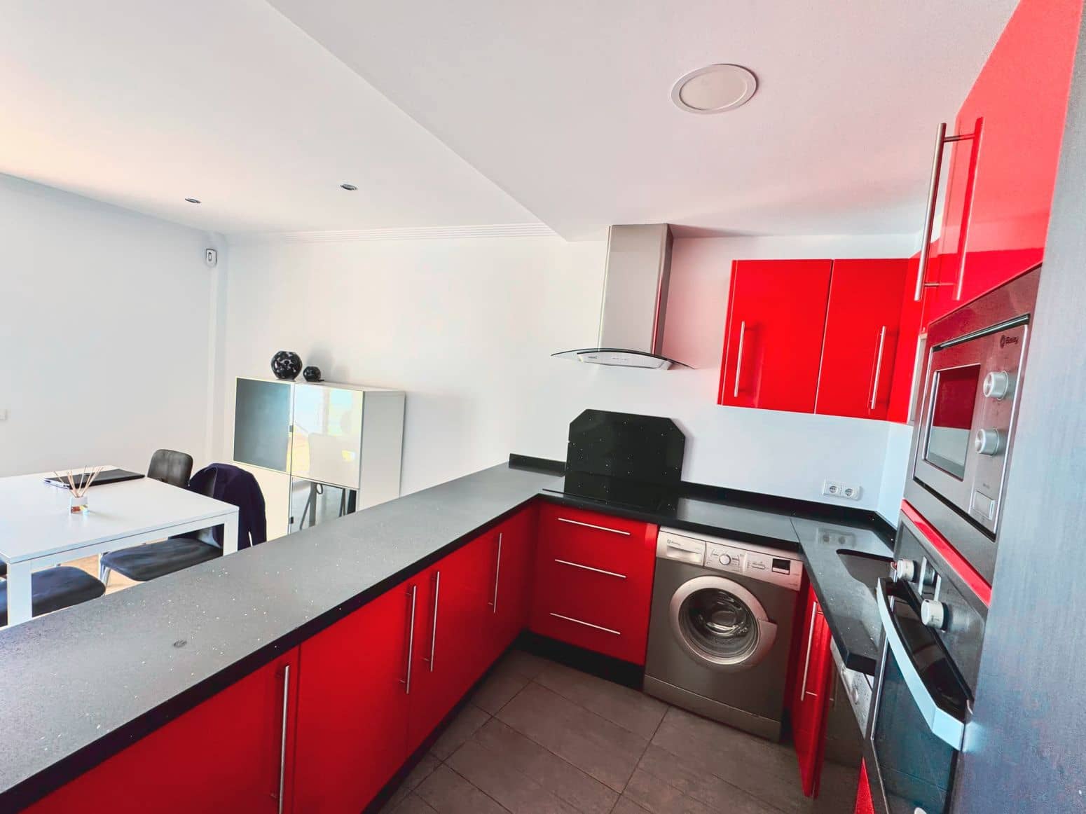 2 slaapkamer Flat te koop in Torrequebrada met zwembad garage - € 282.500 (Ref: 8954273)