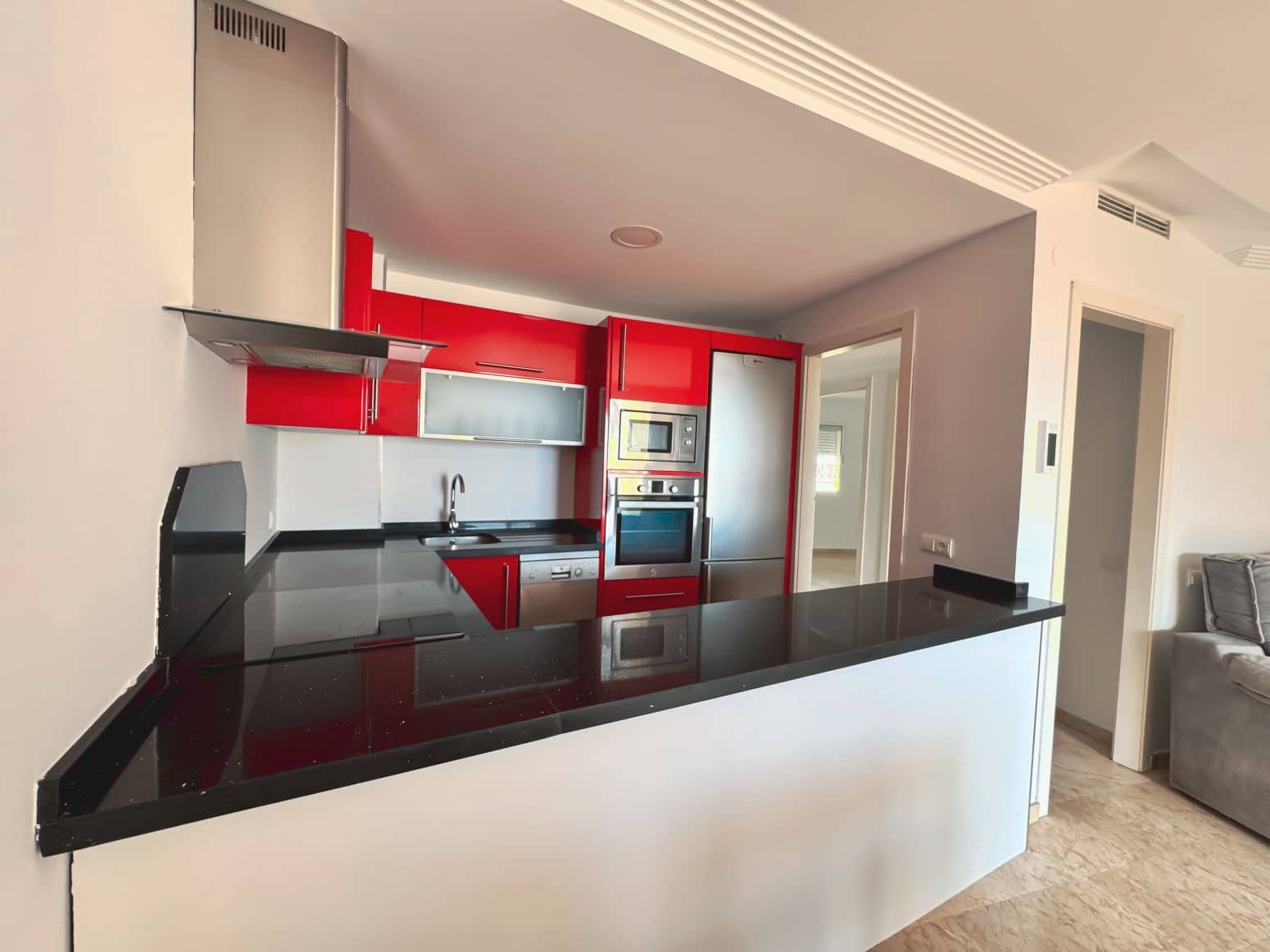 2 slaapkamer Flat te koop in Torrequebrada met zwembad garage - € 282.500 (Ref: 8954273)