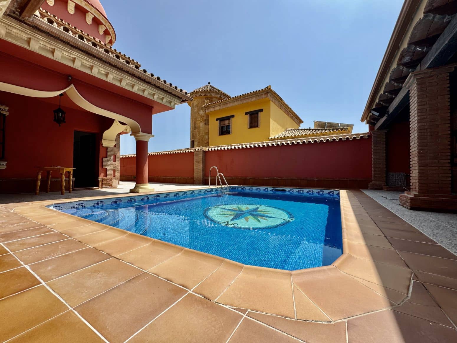 3 sypialnia Willa na sprzedaż w Mijas z basenem garażem - 899 999 € (Ref: 8954280)