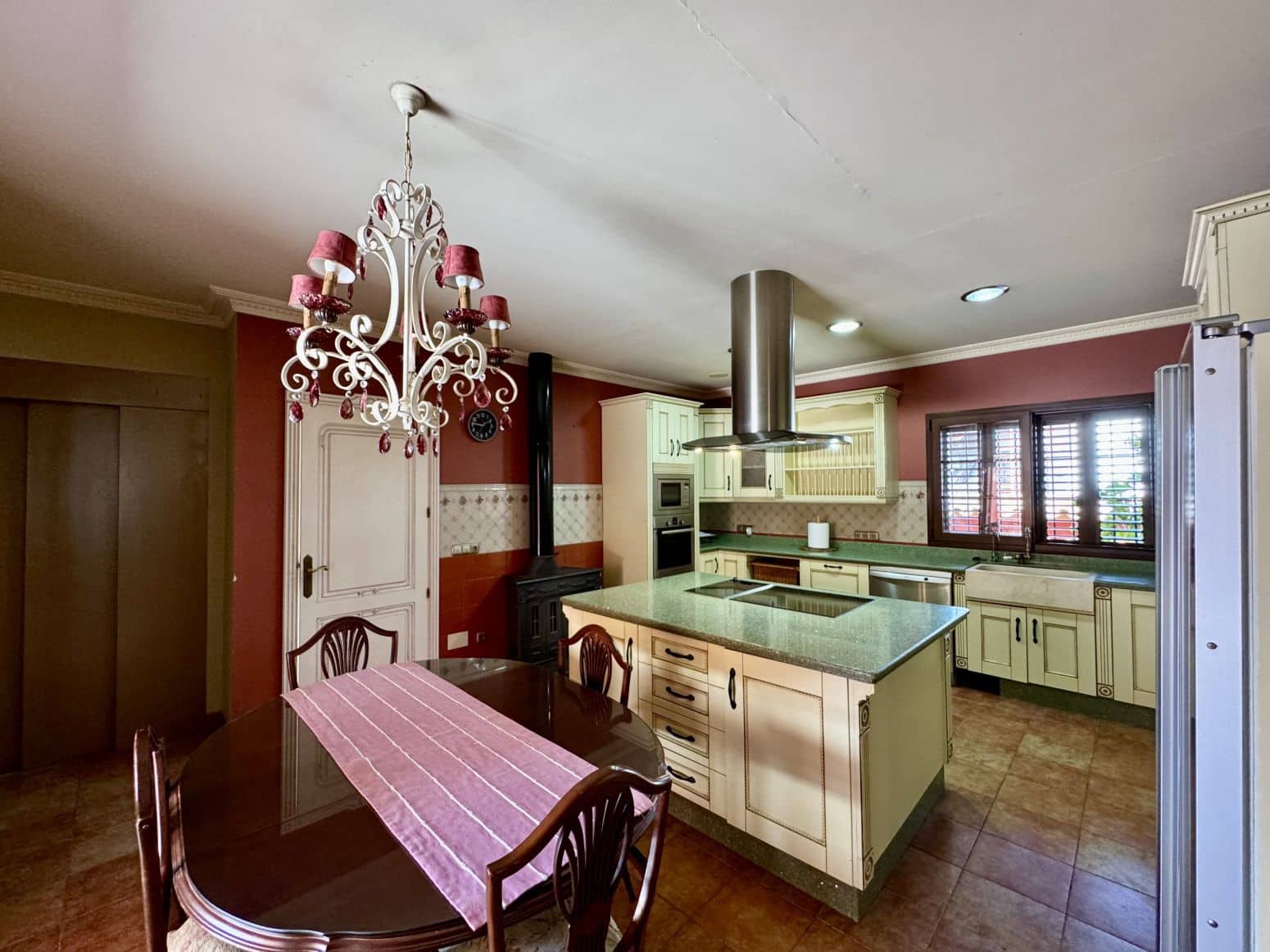 3 sypialnia Willa na sprzedaż w Mijas z basenem garażem - 899 999 € (Ref: 8954280)