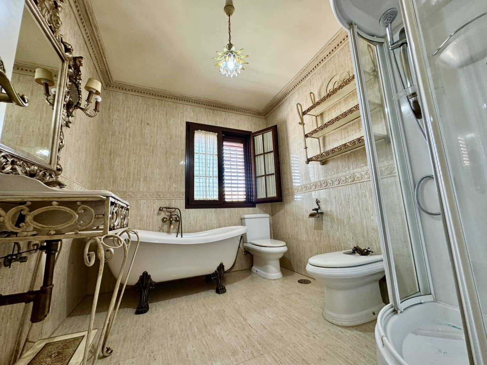 3 sypialnia Willa na sprzedaż w Mijas z basenem garażem - 899 999 € (Ref: 8954280)