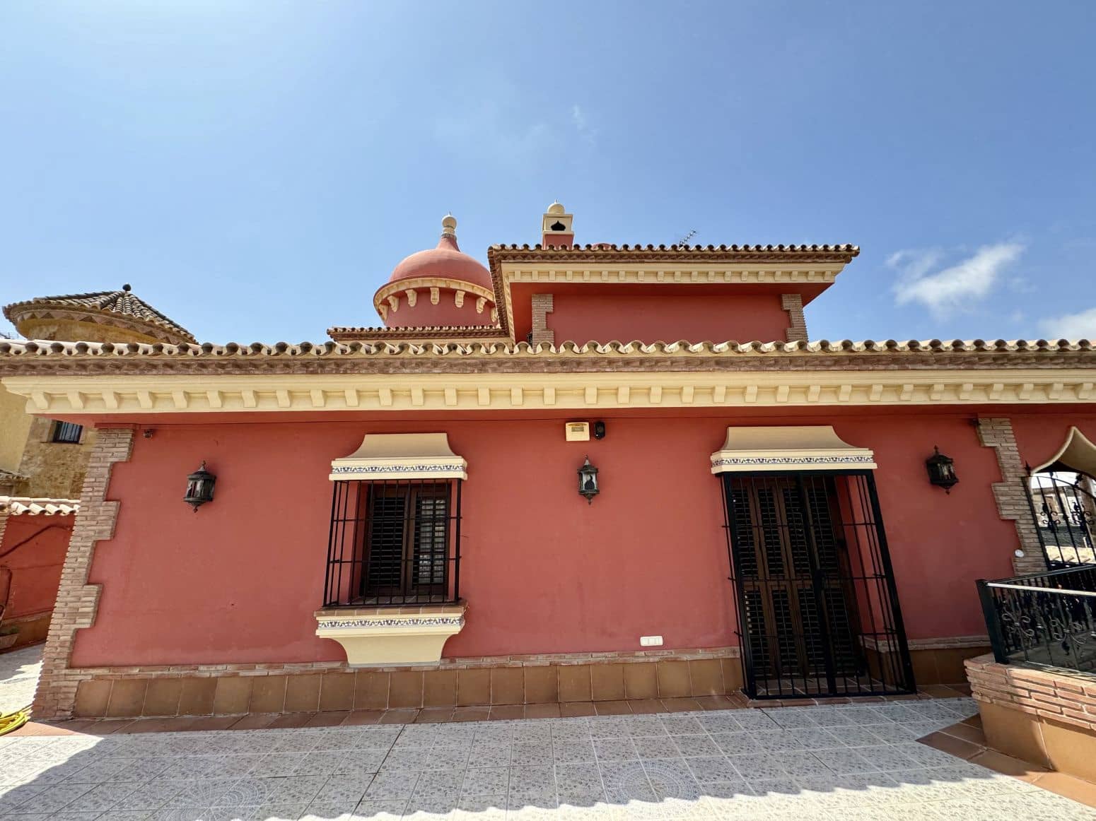 3 sypialnia Willa na sprzedaż w Mijas z basenem garażem - 899 999 € (Ref: 8954280)