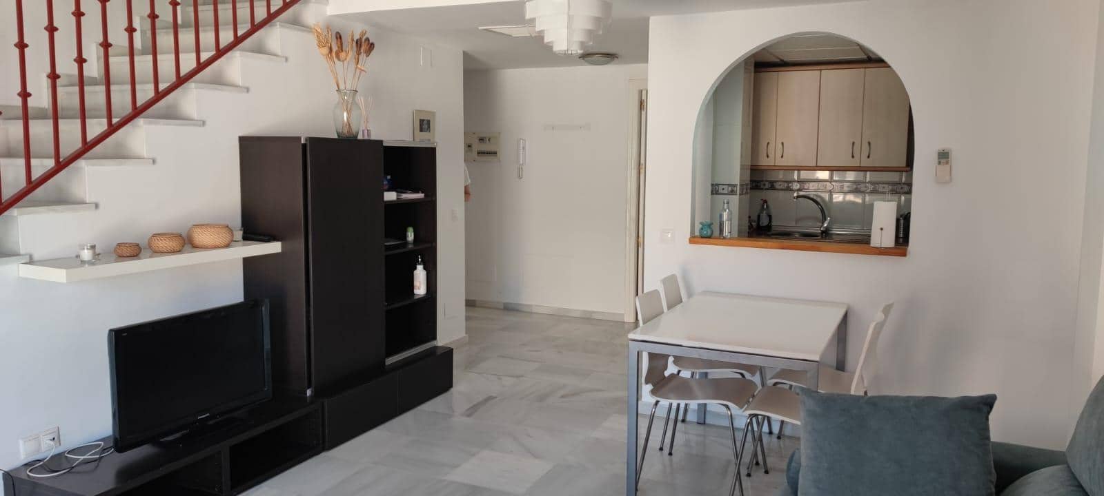 Apartamento de 2 habitaciones en Fuengirola en venta con garaje - 305.000 € (Ref: 9008591)