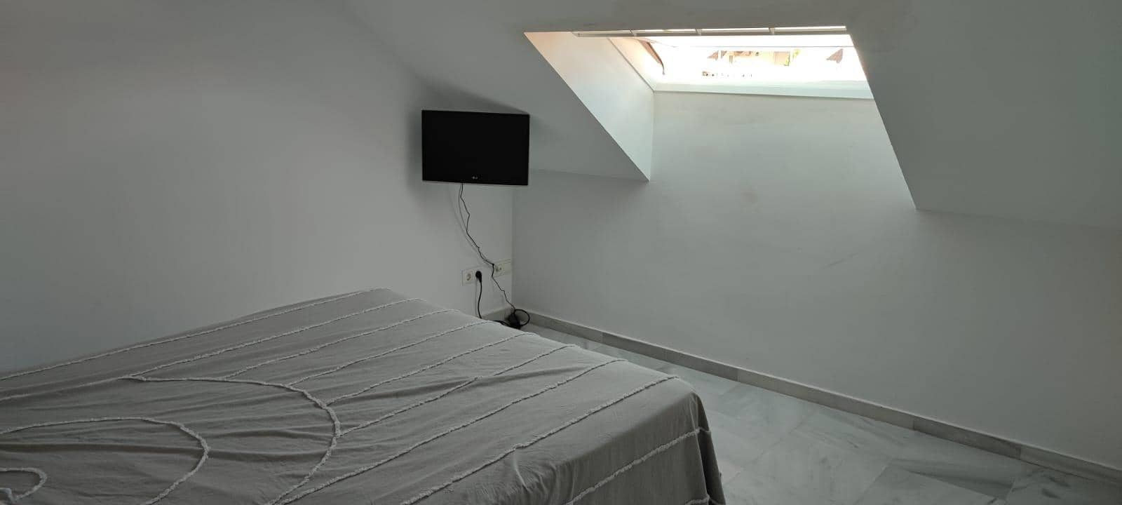 Apartamento de 2 habitaciones en Fuengirola en venta con garaje - 305.000 € (Ref: 9008591)