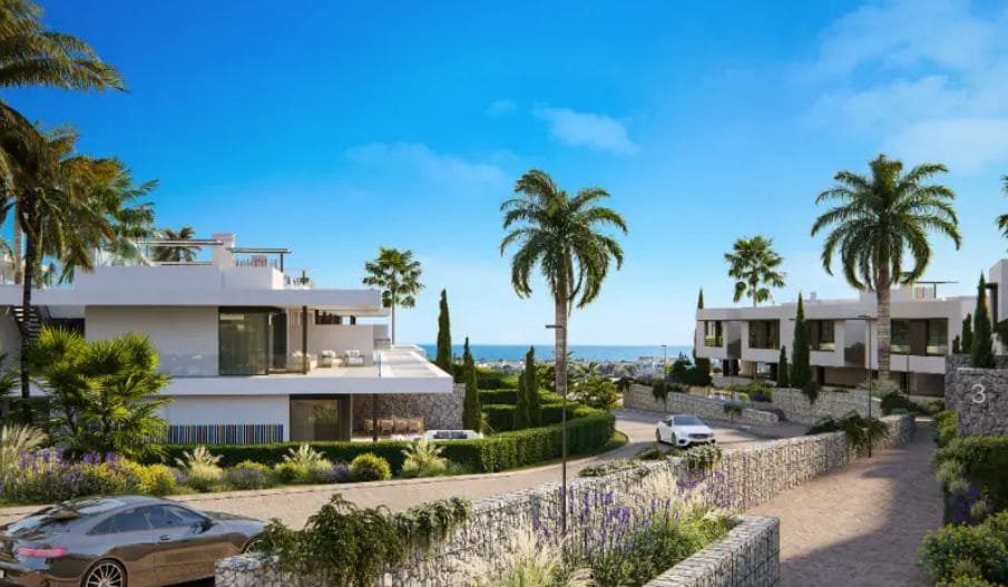 3 bedroom Flat for sale in Marbella with pool - € 1,440,000 (Ref: 9428529)