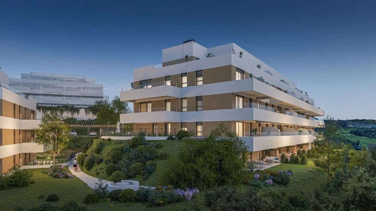 3 bedroom Flat for sale in Manilva with pool garage - € 317,000 (Ref: 9428628)