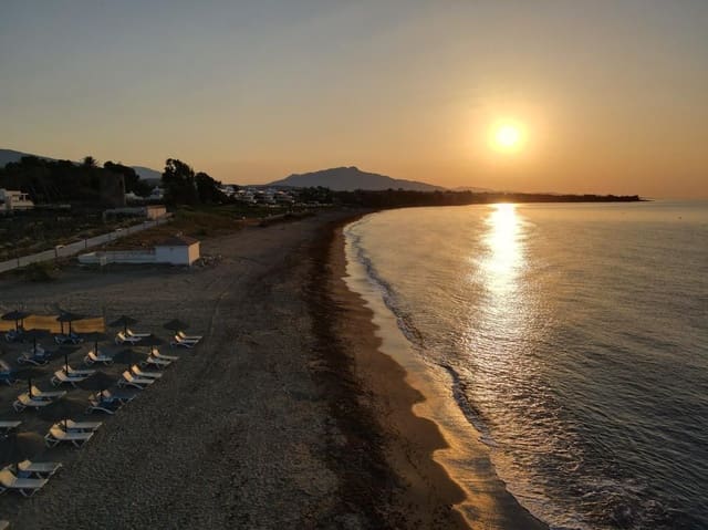 4 sovrum Takvåning till salu i El Velerín, Estepona med pool - 2 190 000 € (Ref: 9431873)