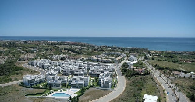 2 quarto Apartamento para venda em Selwo, Estepona com piscina - 411 000 € (Ref: 9431887)