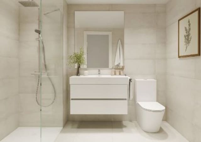 Piso de 2 habitaciones en Estepona en venta con piscina - 399.000 € (Ref: 9431895)