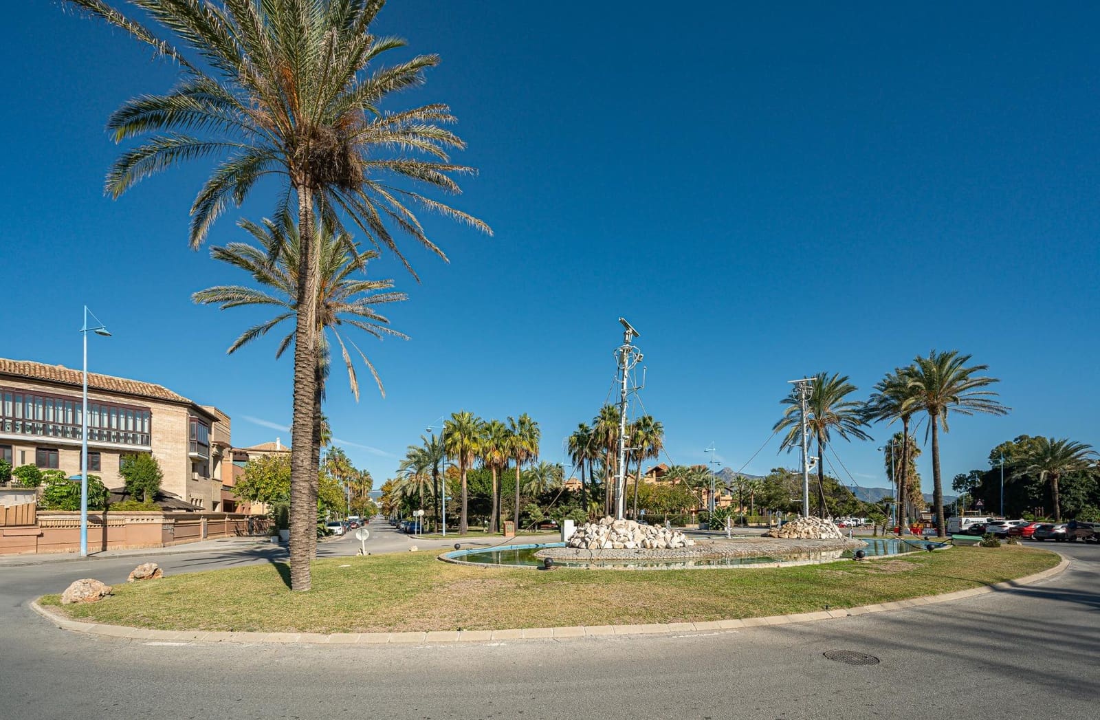 Piso de 3 habitaciones en Marbella en venta con piscina garaje - 579.000 € (Ref: 9433635)