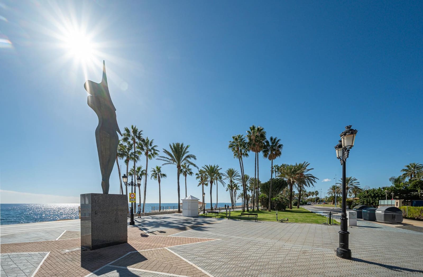 Piso de 3 habitaciones en Marbella en venta con piscina garaje - 567.500 € (Ref: 9433635)