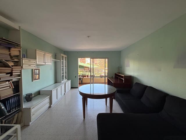 4 slaapkamer Flat te koop in Centro ciudad, Fuengirola met garage - € 285.000 (Ref: 9433636)