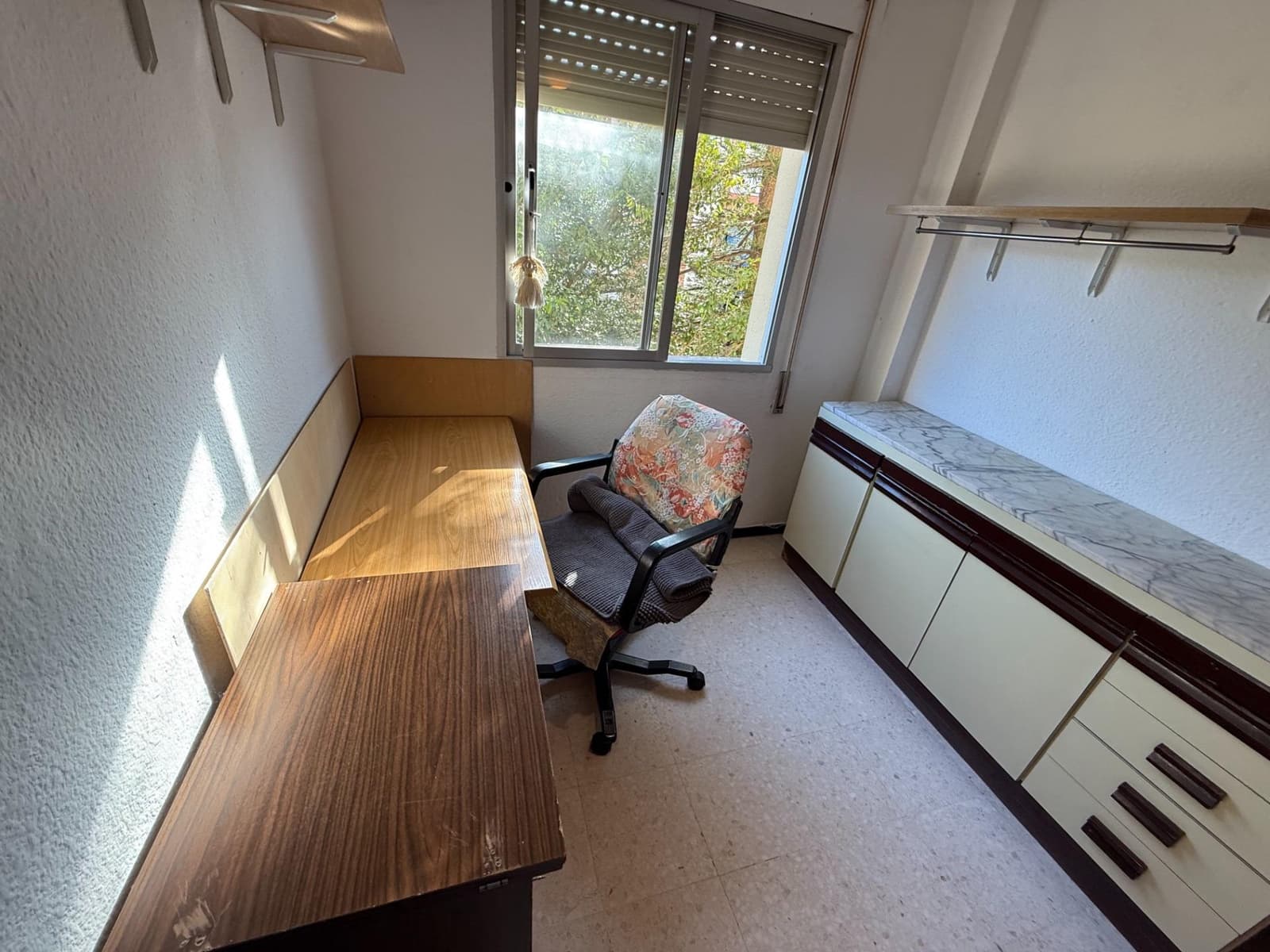 4 slaapkamer Flat te koop in Fuengirola met garage - € 285.000 (Ref: 9433636)