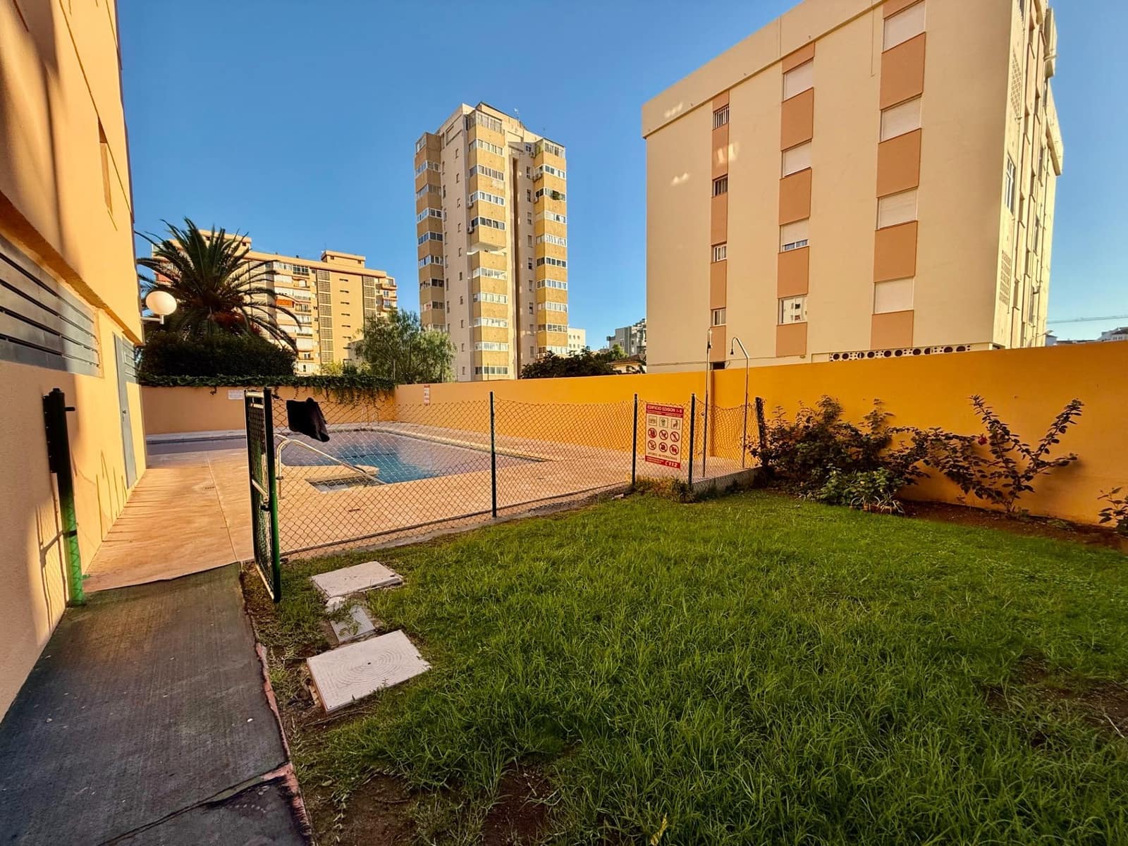 3 soverom Leilighet til salgs i Fuengirola med svømmebasseng - € 360 000 (Ref: 9433637)