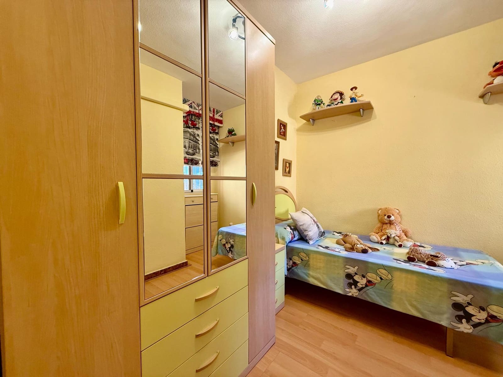 Piso de 3 habitaciones en Fuengirola en venta con piscina - 350.000 € (Ref: 9433637)