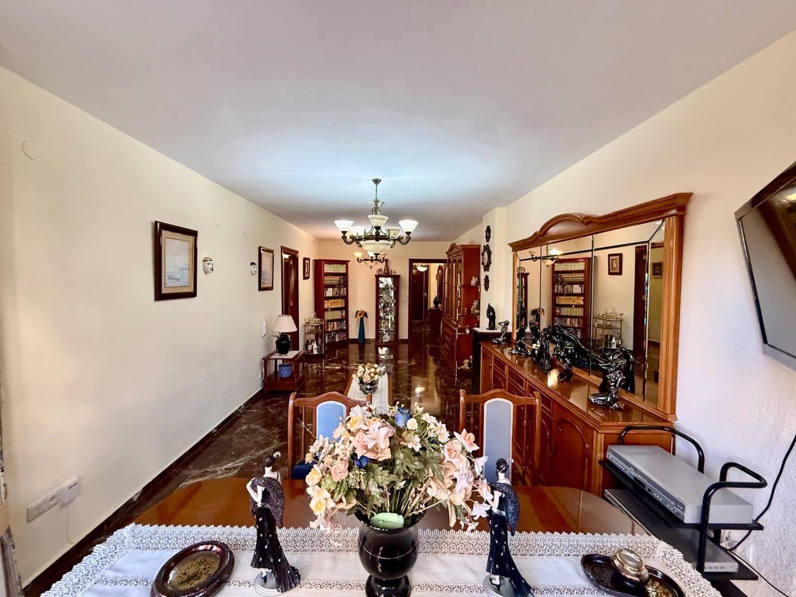 Piso de 3 habitaciones en Fuengirola en venta con piscina - 350.000 € (Ref: 9433637)