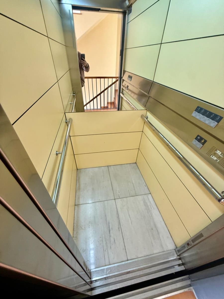 4 camera da letto Appartamento in vendita in Coin - 295.000 € (Rif: 9433638)