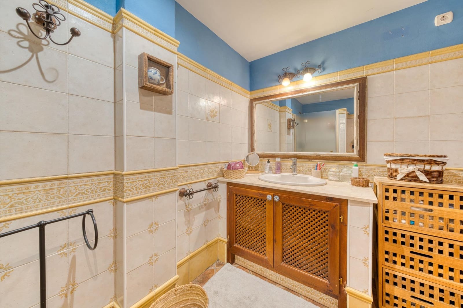 3 slaapkamer Rijtjeshuis te koop in Fuengirola met garage - € 940.000 (Ref: 9451129)