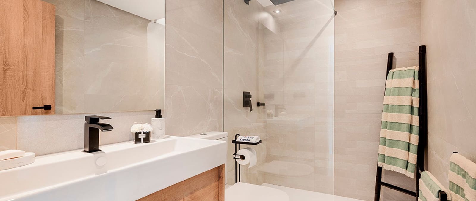 3 bedroom Terraced Villa for sale in Istan with pool - € 620,000 (Ref: 9468853)