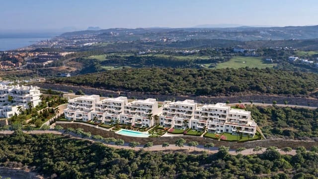 2 bedroom Apartment for sale in Casares with pool - € 584,500 (Ref: 9468857)