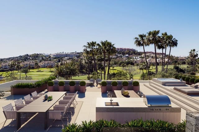 4 slaapkamer Villa te koop in Las Brisas, Marbella met zwembad - € 5.975.000 (Ref: 9468880)