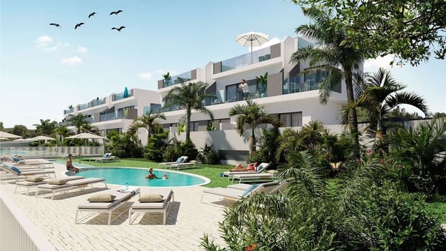 2 quarto Bungalow para venda em Torrevieja com piscina - 309 000 € (Ref: 9468895)