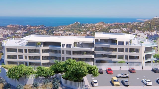 3 slaapkamer Flat te koop in Benalmádena met zwembad - € 475.000 (Ref: 9468909)
