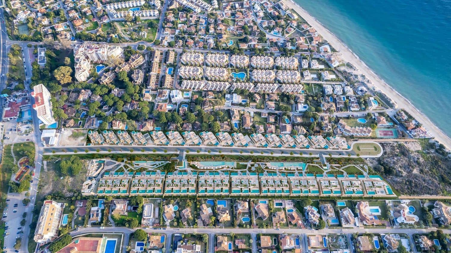 3 slaapkamer Rijtjeshuis te koop in Marbella met zwembad - € 4.480.000 (Ref: 9468939)