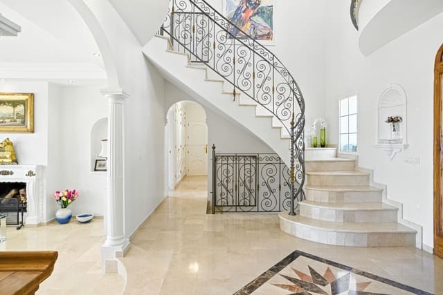 5 slaapkamer Villa te koop in Elviria, Marbella met zwembad garage - € 2.490.000 (Ref: 9468944)