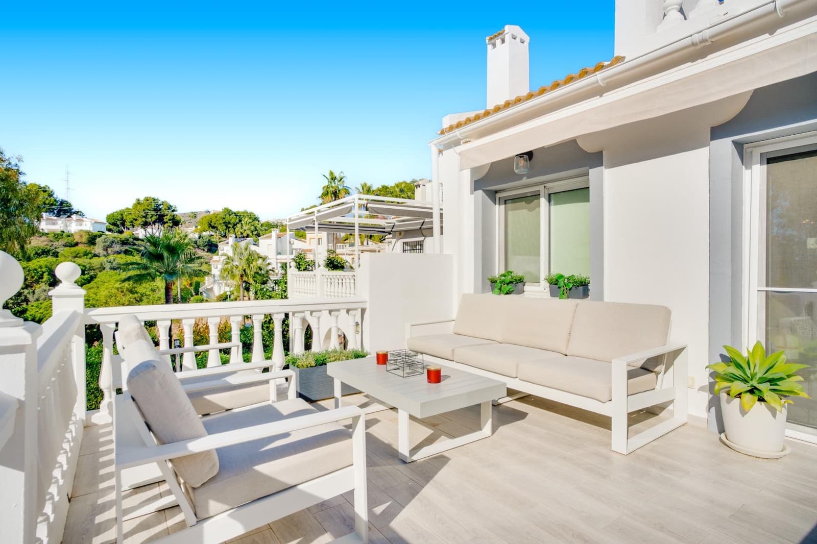 5 sovrum Villa till salu i Sitio de Calahonda med pool garage - 650 000 € (Ref: 9488387)