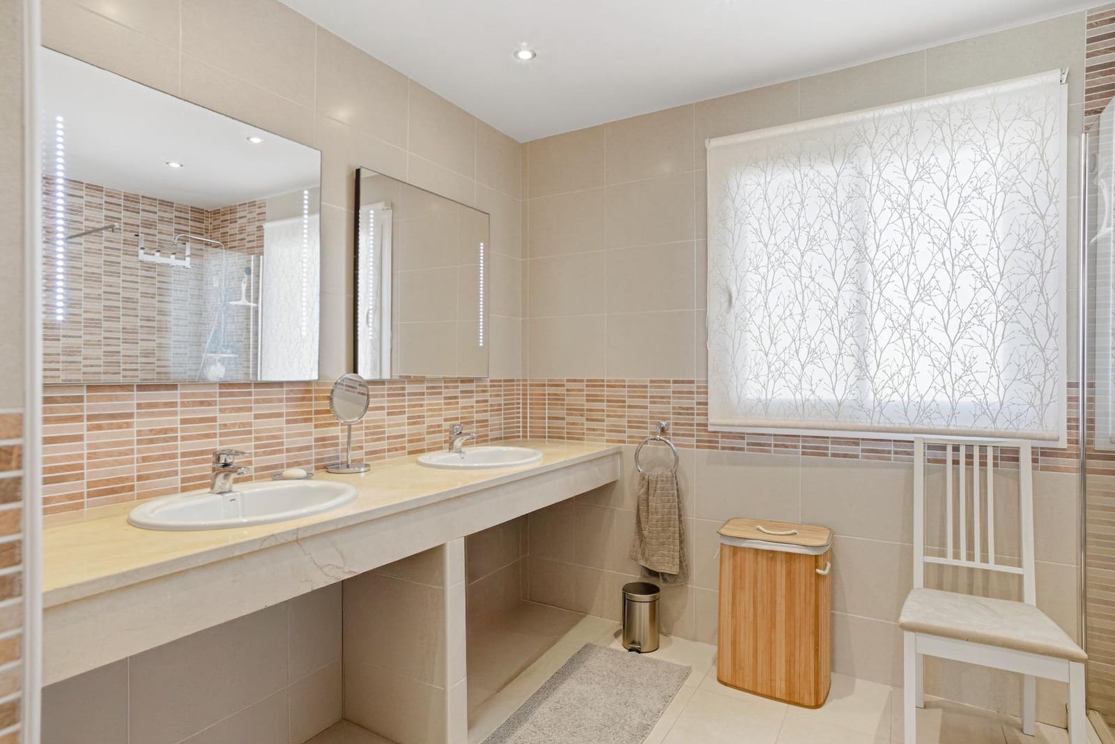 5 sovrum Villa till salu i Sitio de Calahonda med pool garage - 650 000 € (Ref: 9488387)