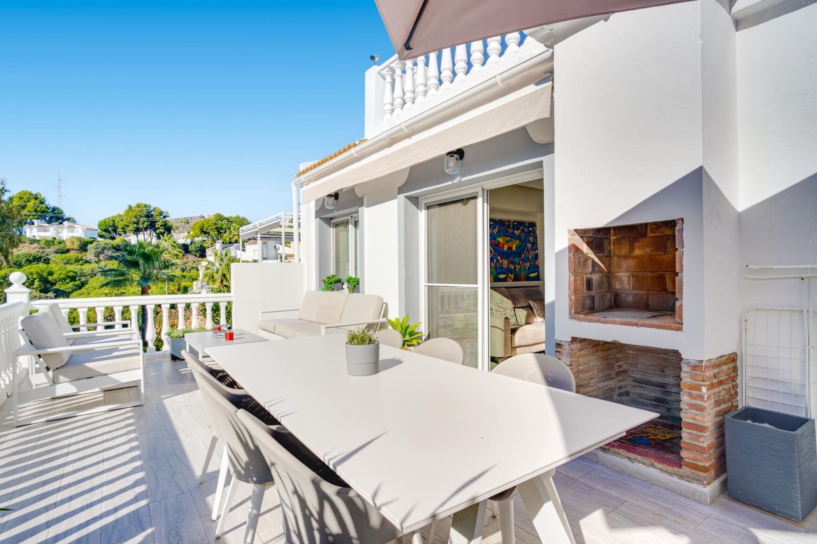 5 sovrum Villa till salu i Sitio de Calahonda med pool garage - 650 000 € (Ref: 9488387)