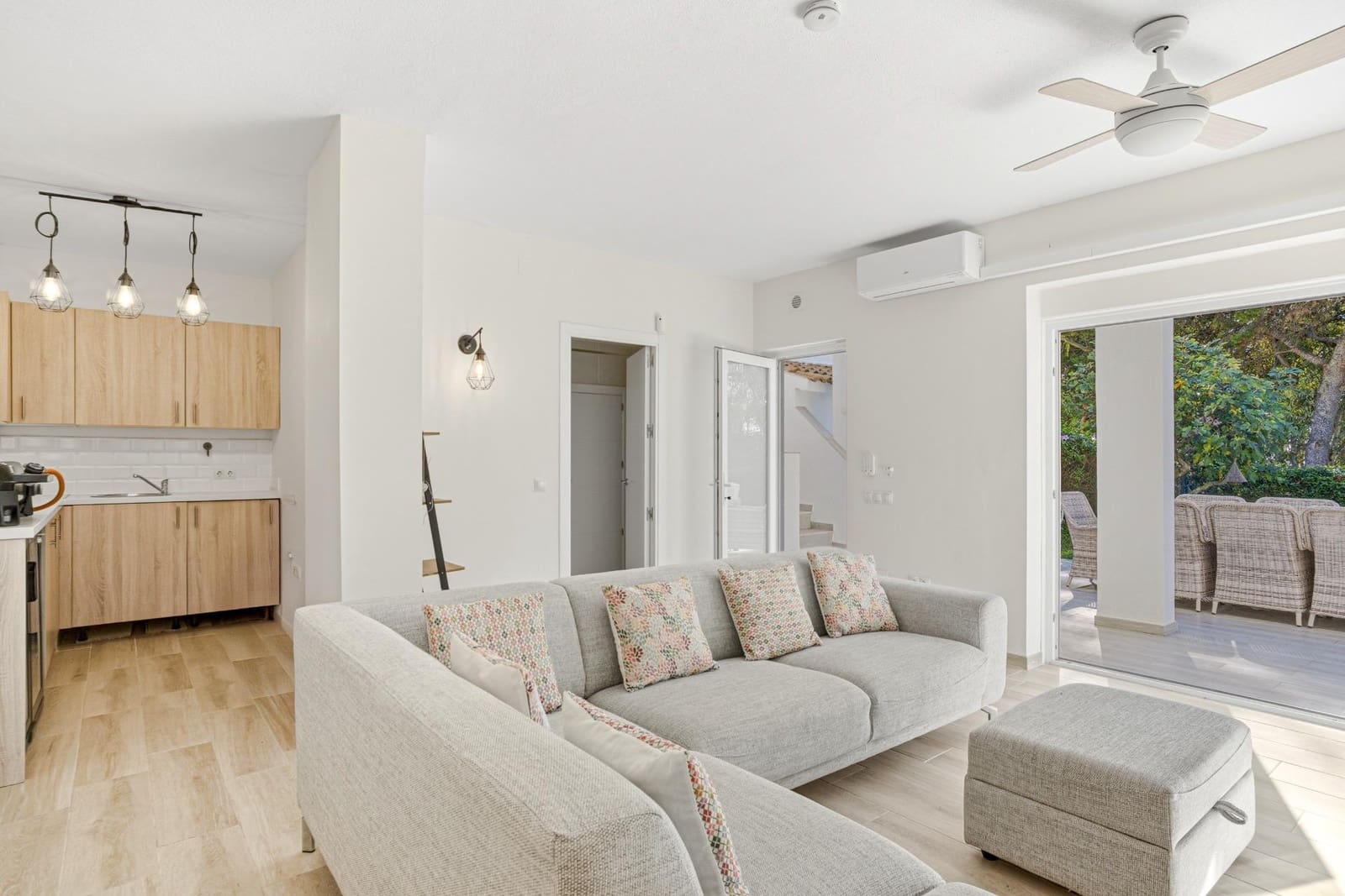 5 sovrum Villa till salu i Sitio de Calahonda med pool garage - 650 000 € (Ref: 9488387)