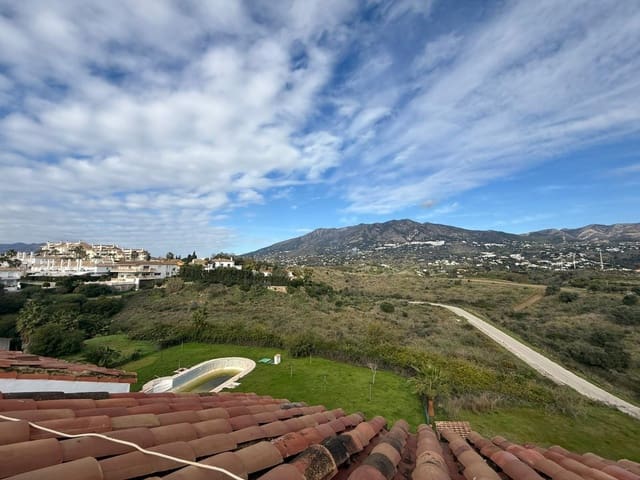 2 sypialnia Penthouse na sprzedaż w El Coto, Mijas z basenem - 290 000 € (Ref: 9488388)