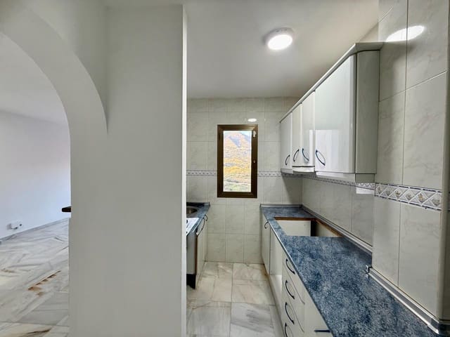 2 makuuhuone Kattohuoneisto myytävänä paikassa El Coto, Mijas mukana uima-altaan - 249 000 € (Ref: 9488388)