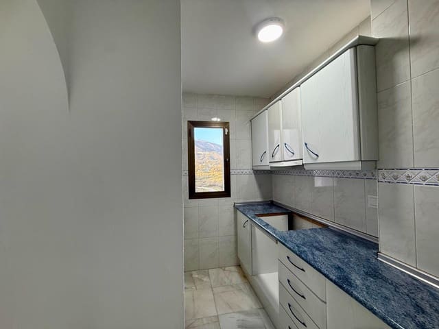 2 makuuhuone Kattohuoneisto myytävänä paikassa El Coto, Mijas mukana uima-altaan - 249 000 € (Ref: 9488388)