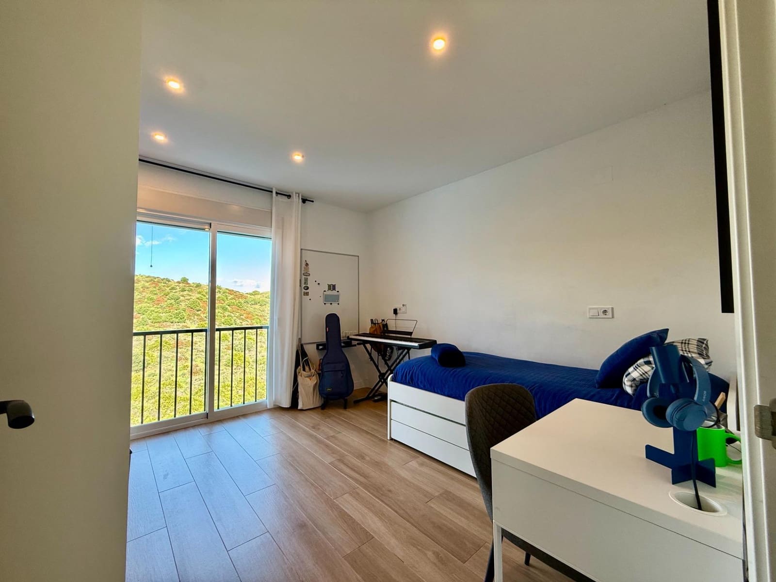 4 bedroom Penthouse for sale in Riviera del Sol with pool garage - € 575,000 (Ref: 9502455)