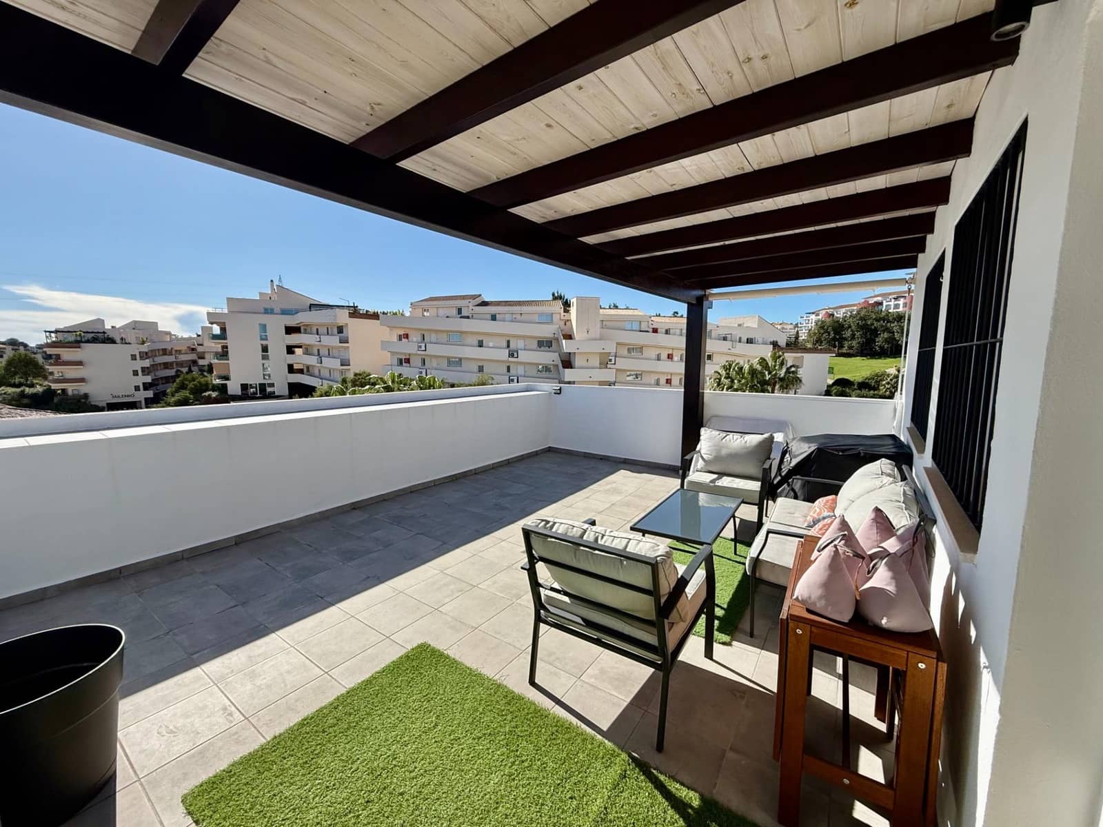 4 bedroom Penthouse for sale in Riviera del Sol with pool garage - € 575,000 (Ref: 9502455)