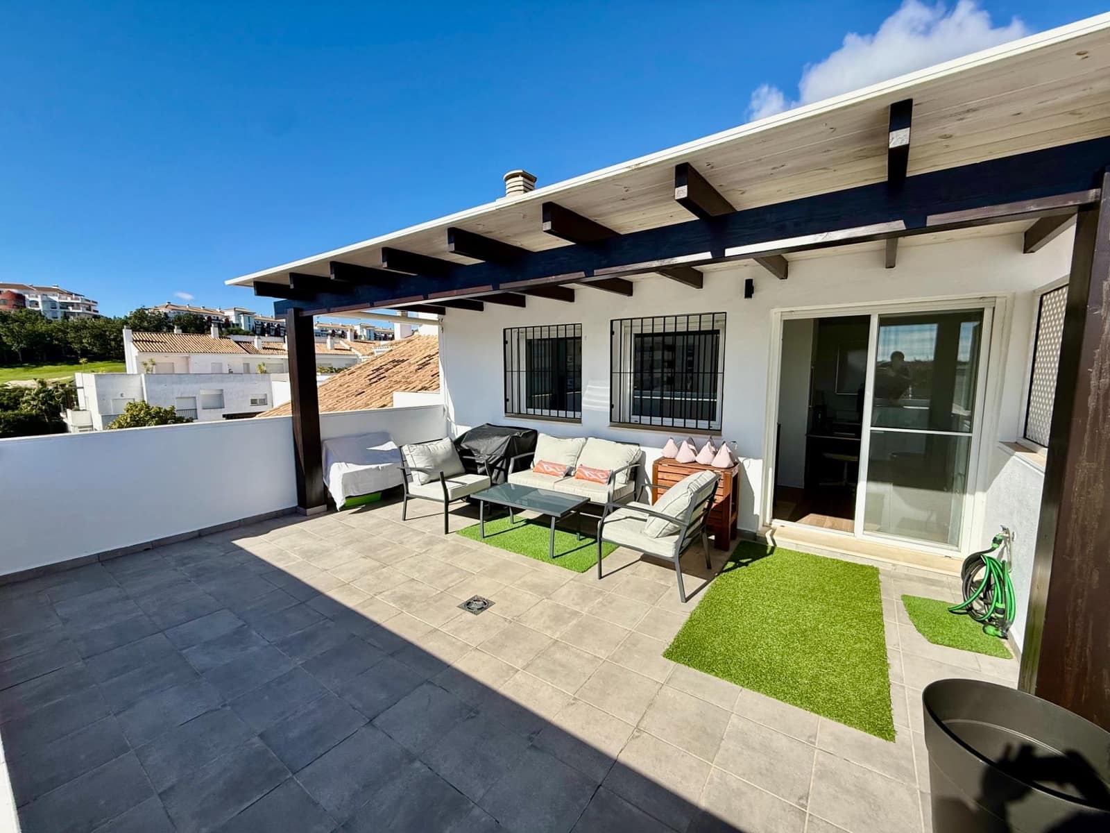 4 bedroom Penthouse for sale in Riviera del Sol with pool garage - € 575,000 (Ref: 9502455)