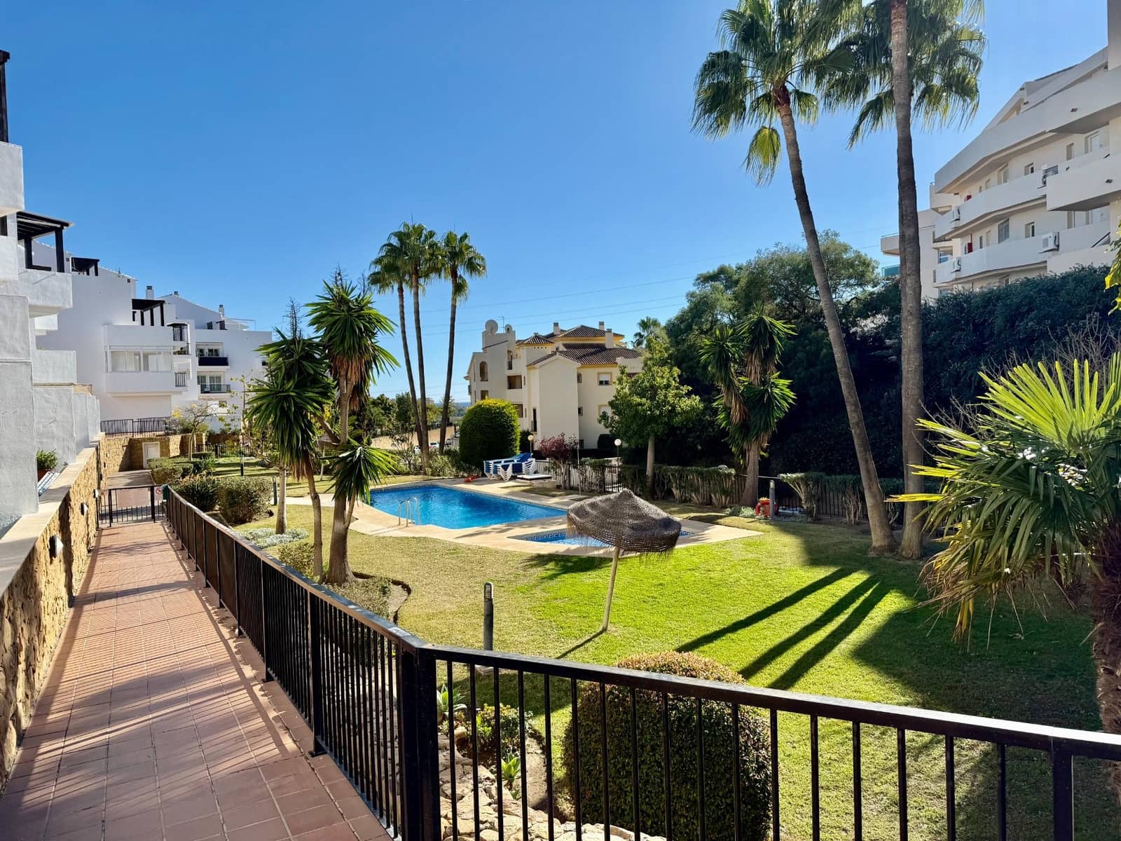 4 bedroom Penthouse for sale in Riviera del Sol with pool garage - € 575,000 (Ref: 9502455)