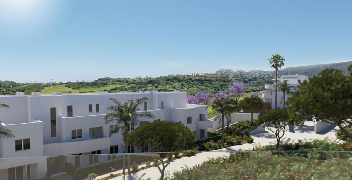 2 makuuhuone Kattohuoneisto myytävänä paikassa La Linea de la Concepcion mukana uima-altaan - 889 000 € (Ref: 9530739)