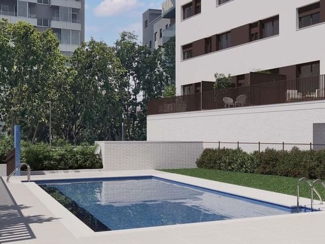 3 quarto Apartamento para venda em L'Hospitalet de Llobregat com piscina - 455 000 € (Ref: 9530772)
