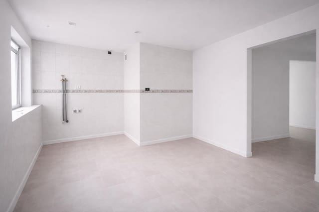 2 soverom Leilighet til salgs i Puerta Blanca, Málaga by - € 227 000 (Ref: 9530784)