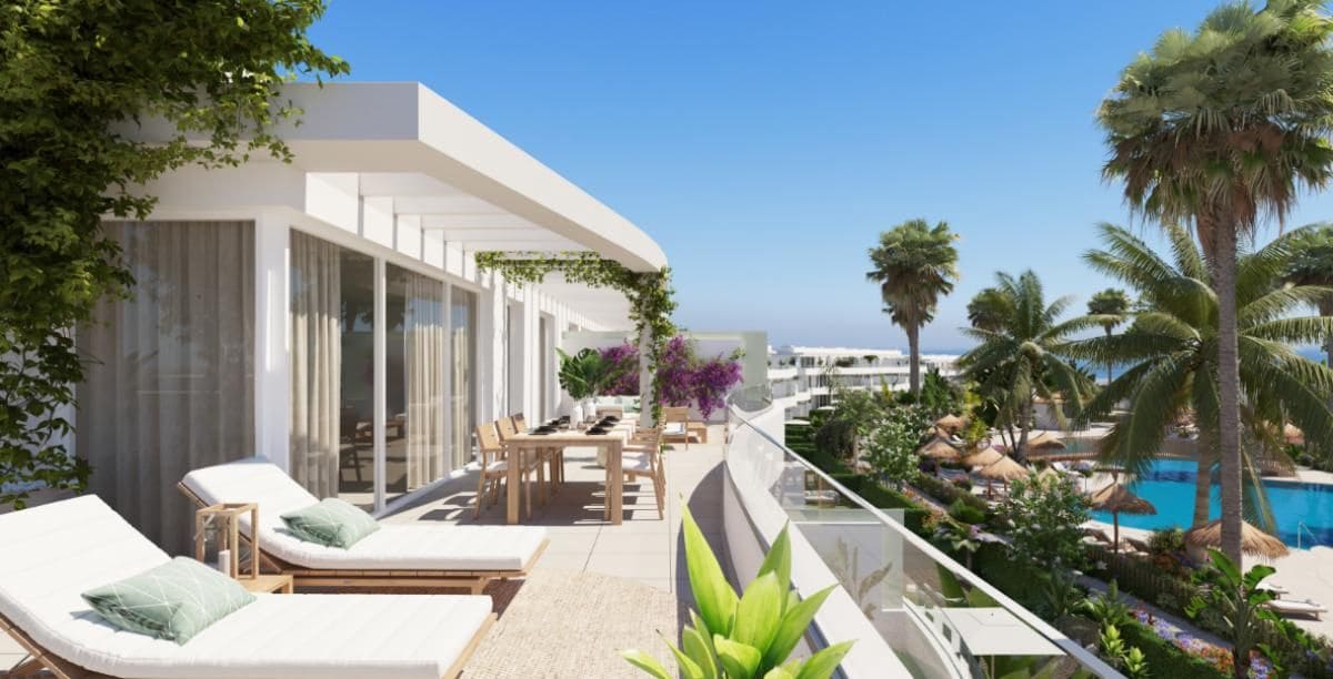 2 soverom Leilighet til salgs i La Linea de la Concepcion med svømmebasseng - € 629 000 (Ref: 9530791)