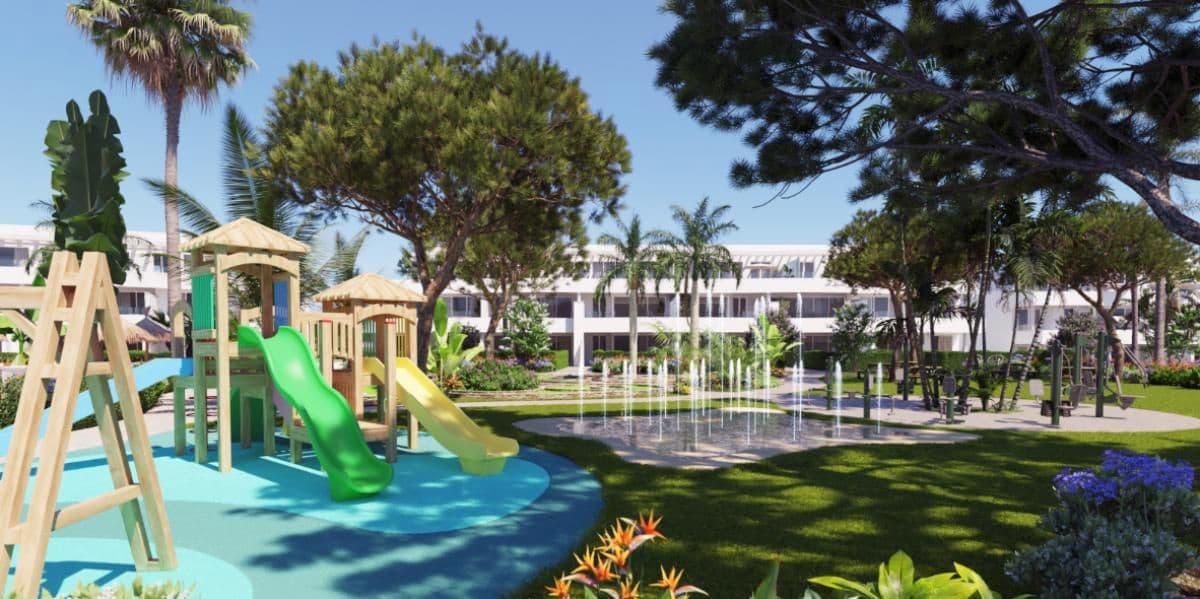 2 soverom Leilighet til salgs i La Linea de la Concepcion med svømmebasseng - € 629 000 (Ref: 9530791)