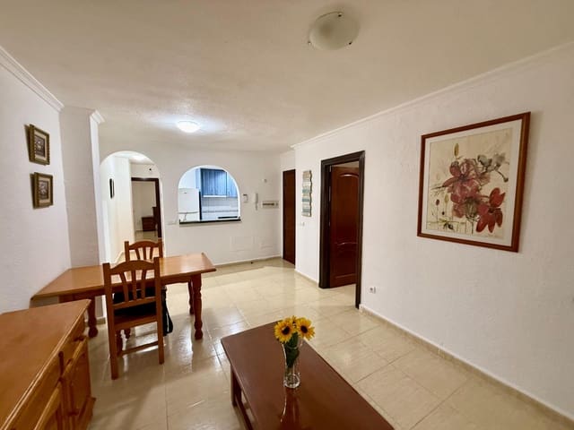 Piso de 2 habitaciones en Las Flores, Mijas en venta - 210.000 € (Ref: 9541234)