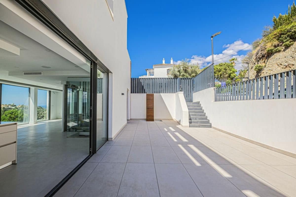 3 camera da letto Villa in vendita in La Quinta con piscina - 1.750.000 € (Rif: 9541238)