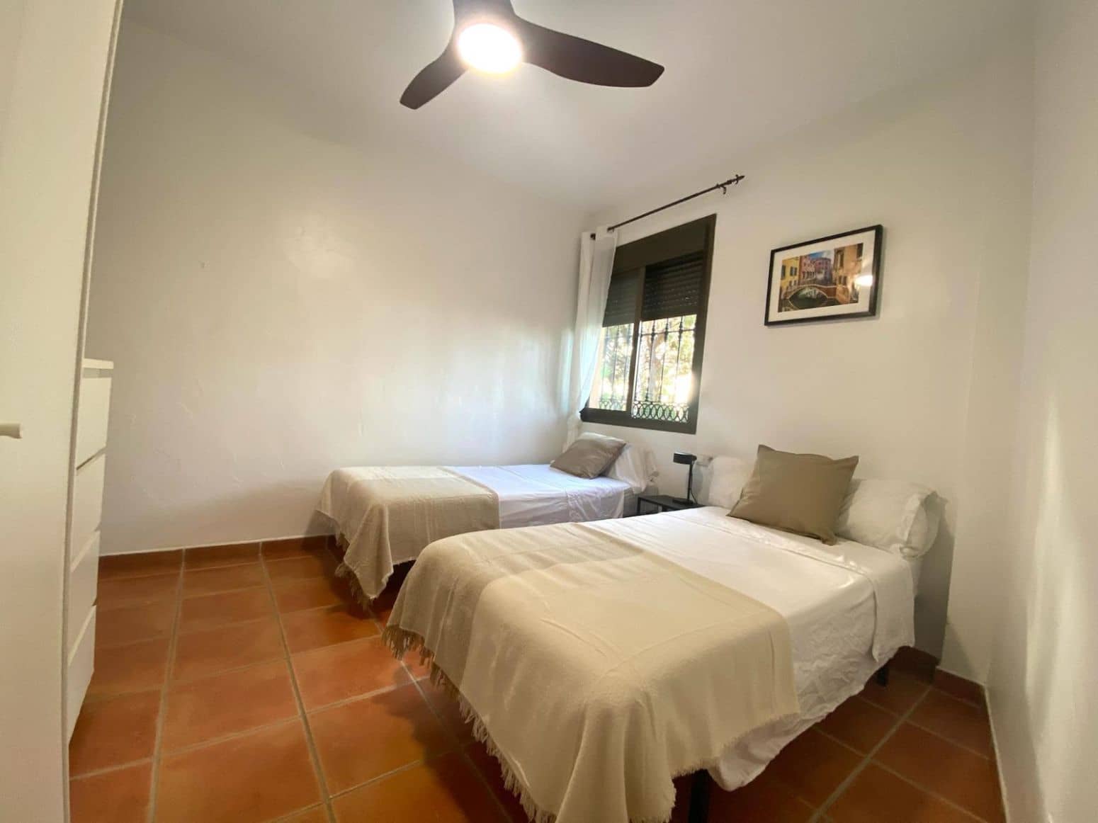 5 bedroom Villa for rent in Pinos de Alhaurin with pool garage - € 2,900 (Ref: 9561912)