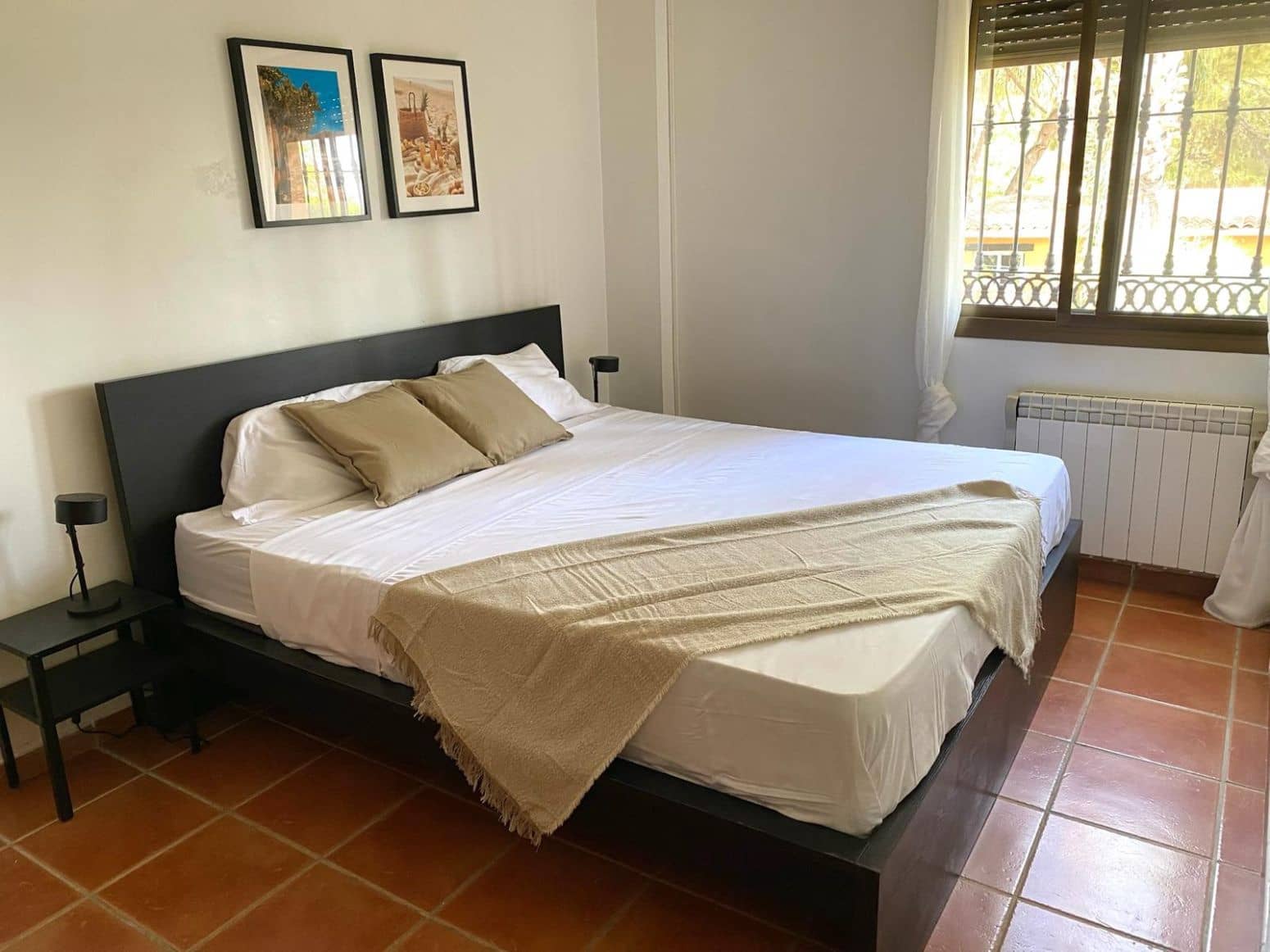 5 bedroom Villa for rent in Pinos de Alhaurin with pool garage - € 2,900 (Ref: 9561912)